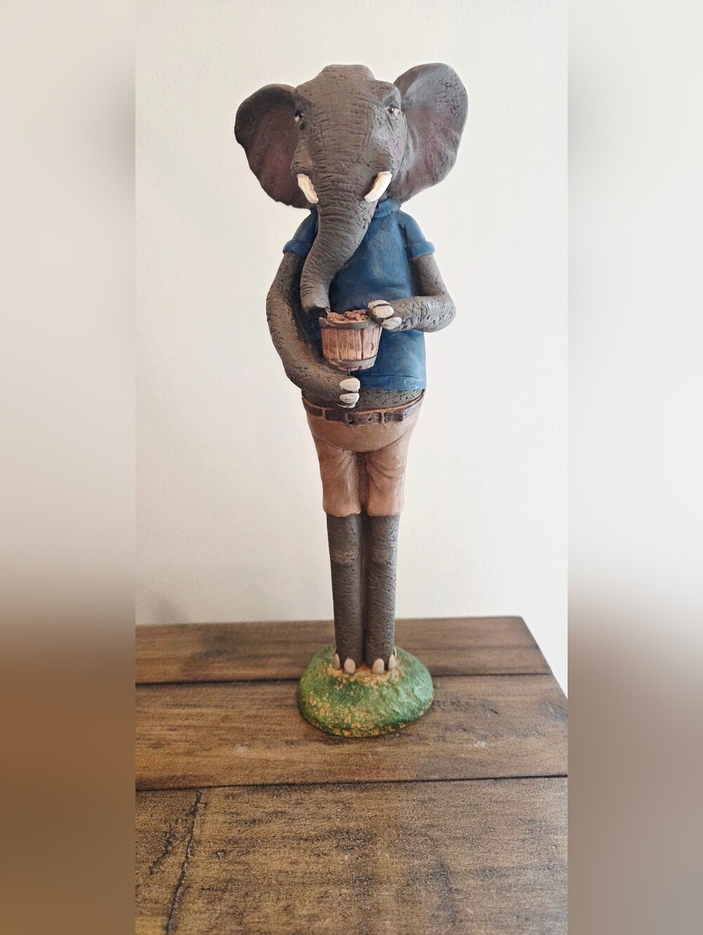 Vintage Jim Shore 10 Inch Resin  "Skinny Pencil" Elephant Figurine From 1993